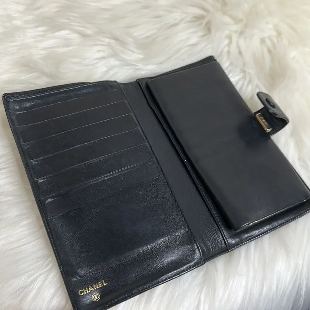 💯Authentic Chanel Caviar Long Wallet🍀